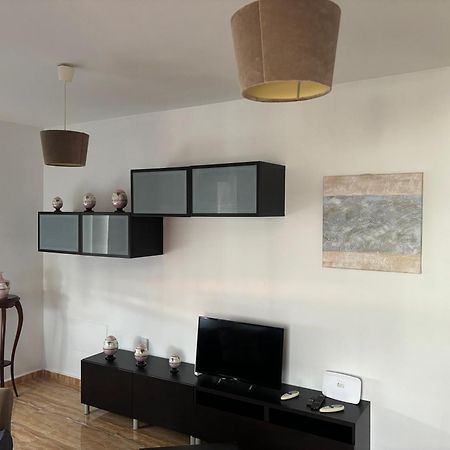 Piso Seminuevo Centrico Con Vistas Apartman Vecindario  Kültér fotó