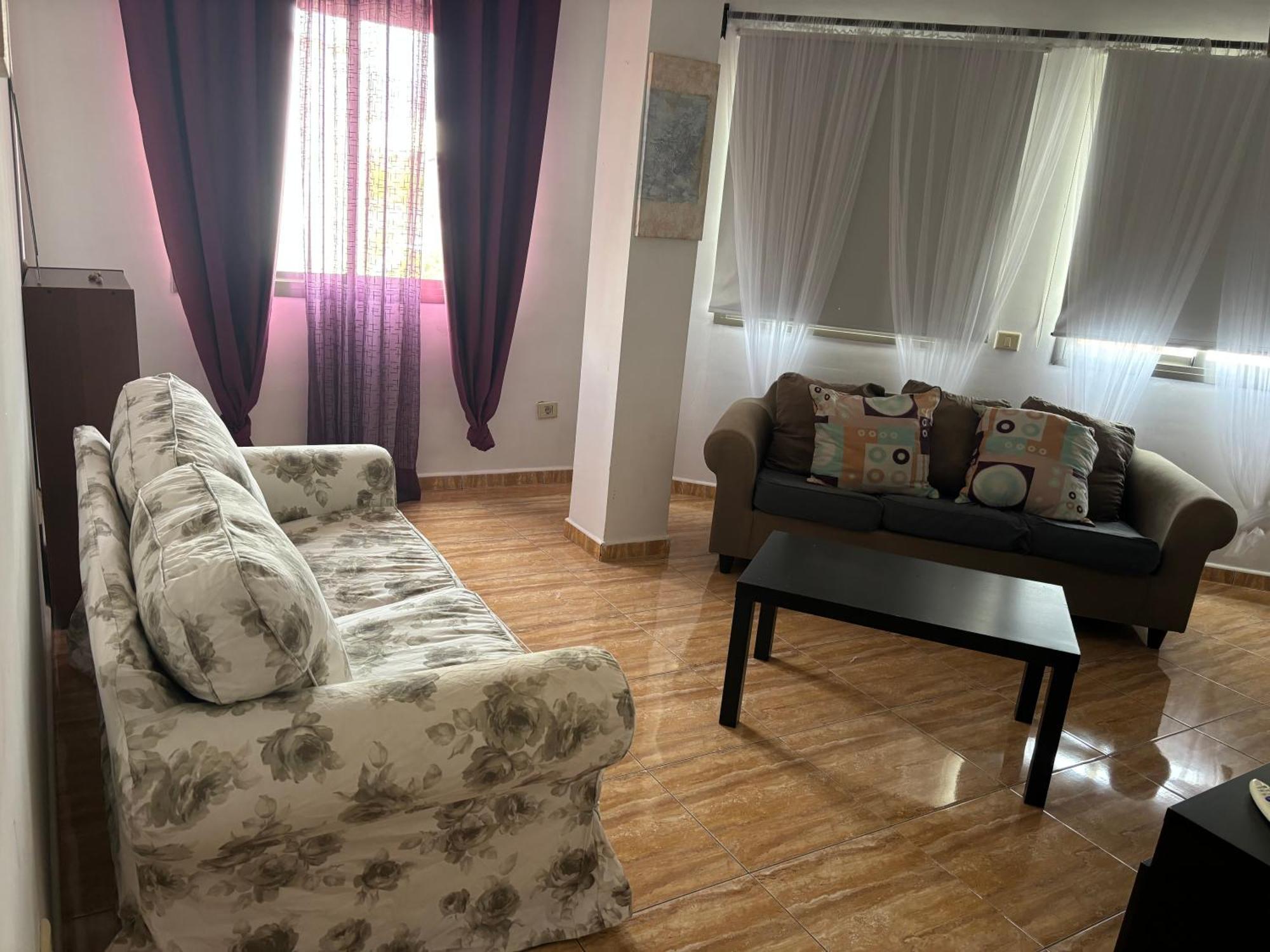 Piso Seminuevo Centrico Con Vistas Apartman Vecindario  Kültér fotó